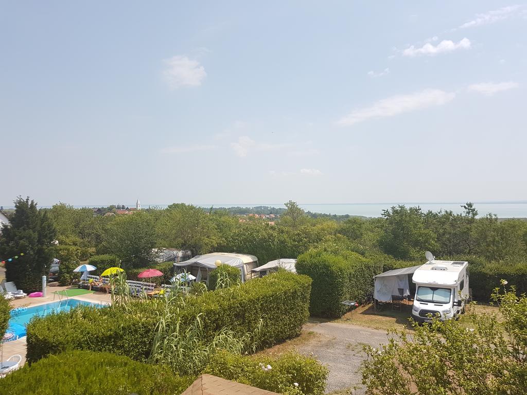 פלוזנק Mandel Camping מראה חיצוני תמונה